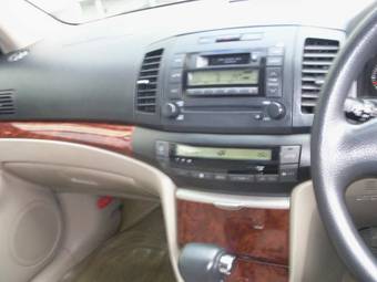 2003 Toyota Premio Pictures