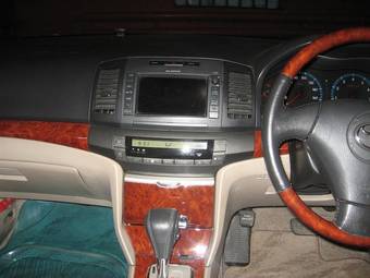 2003 Toyota Premio Pics