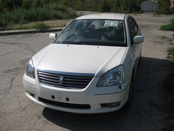 2003 Toyota Premio Pictures