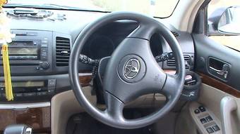 2003 Toyota Premio Photos