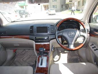 2003 Toyota Premio Photos