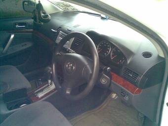 2003 Toyota Premio Photos