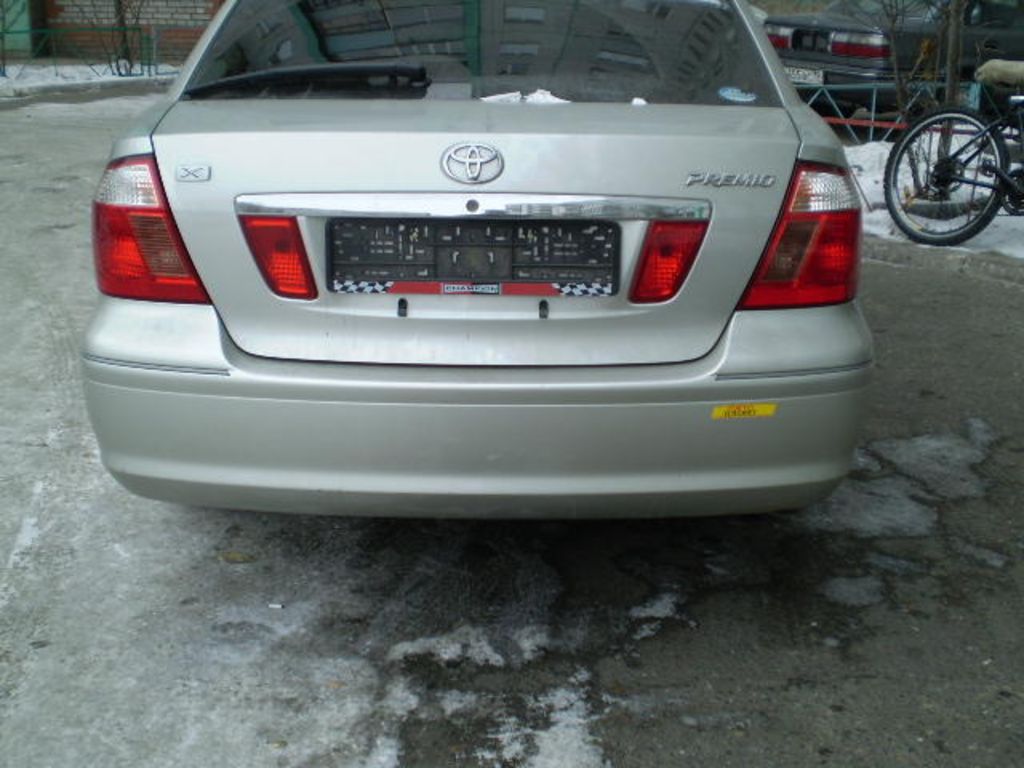2004 Toyota Premio