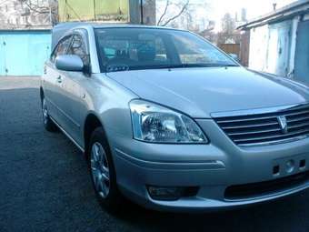 2004 Toyota Premio