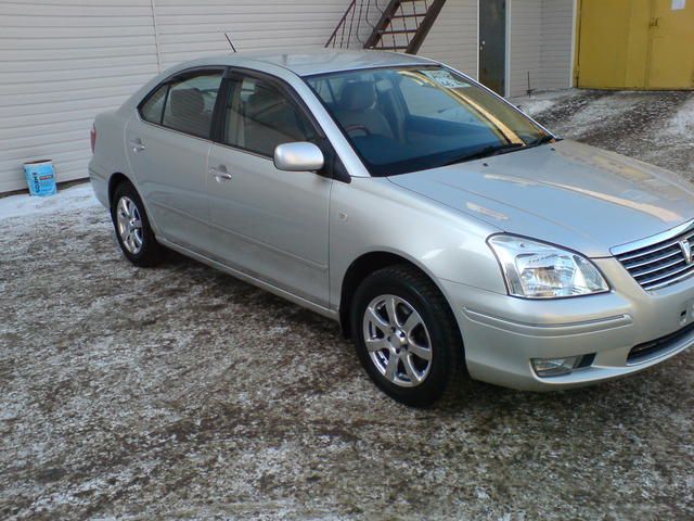 2004 Toyota Premio