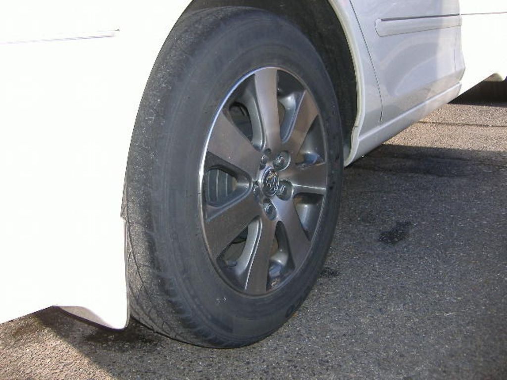 2004 Toyota Premio