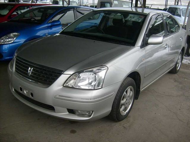 2004 Toyota Premio