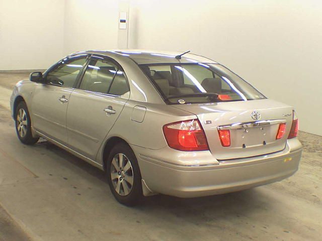 2004 Toyota Premio