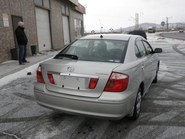 2004 Toyota Premio