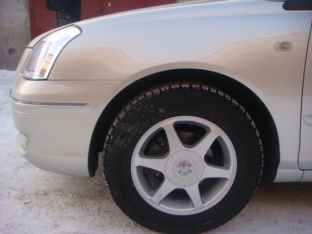 2004 Toyota Premio