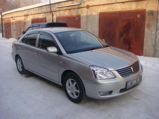 2004 Toyota Premio
