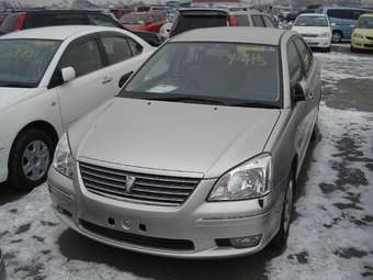 2004 Toyota Premio