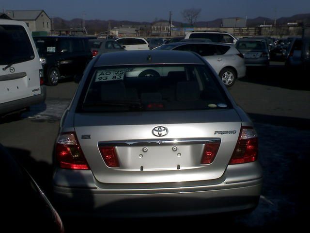 2004 Toyota Premio