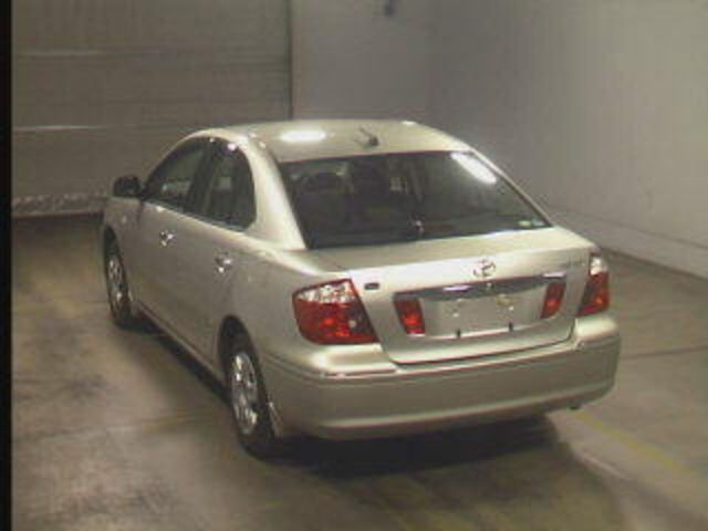 2004 Toyota Premio