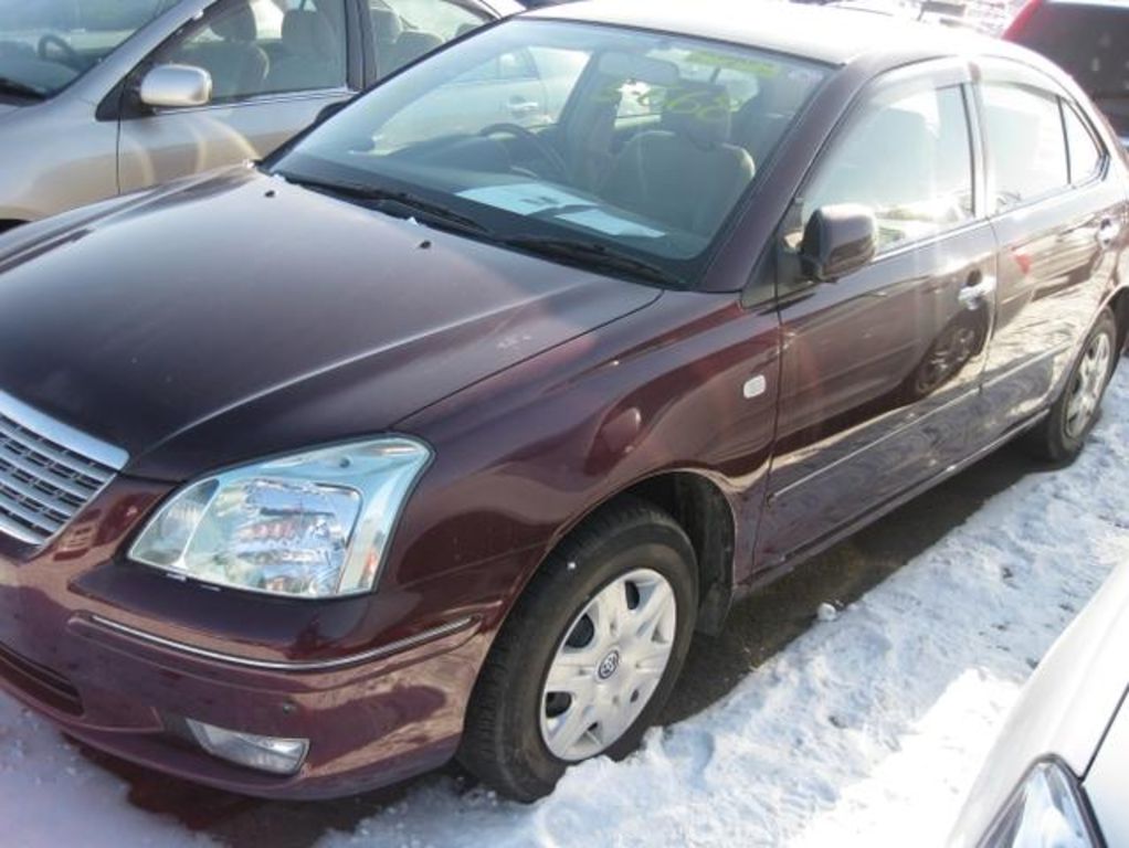2004 Toyota Premio