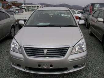 2004 Toyota Premio