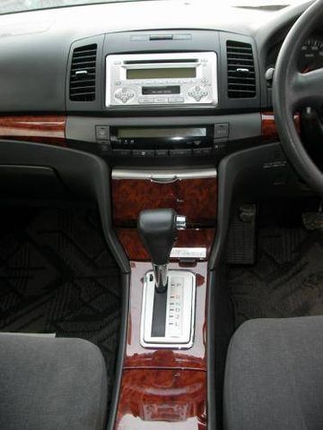2004 Toyota Premio
