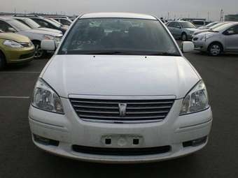 2004 Toyota Premio