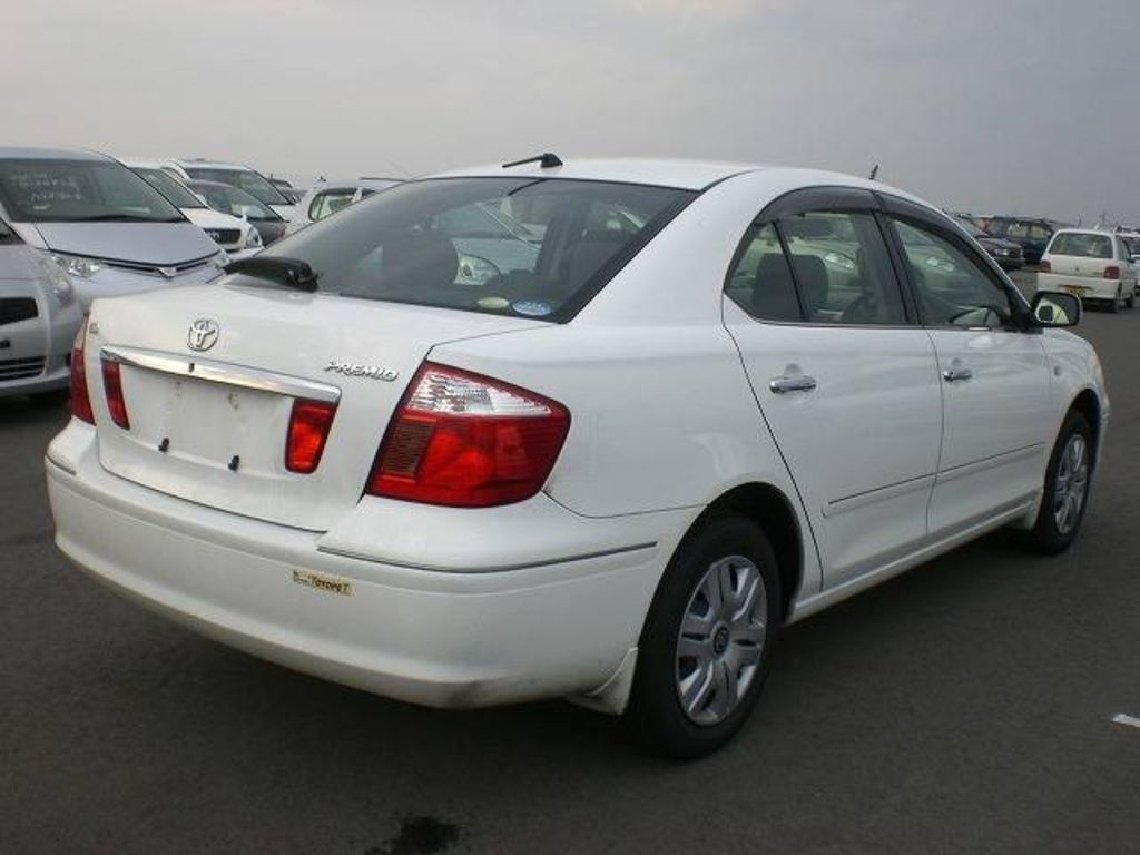 2004 Toyota Premio