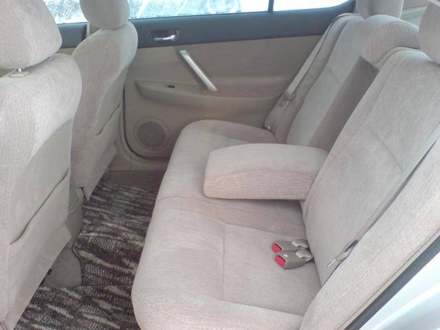 2004 Toyota Premio
