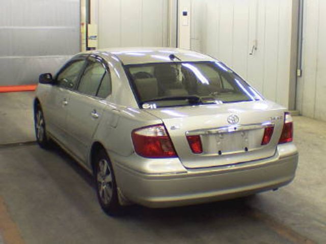 2004 Toyota Premio