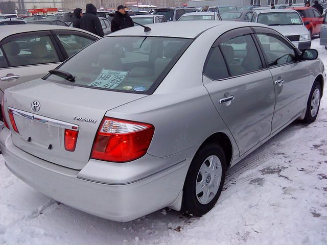 2004 Toyota Premio
