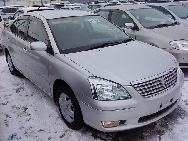 2004 Toyota Premio