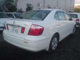 2004 Toyota Premio Pictures