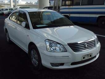 2004 Toyota Premio Pictures