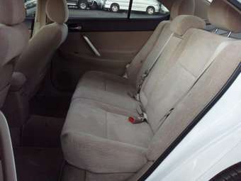 2004 Toyota Premio Pics