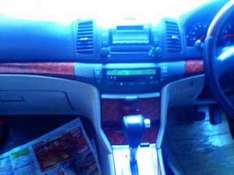 2004 Toyota Premio Pics