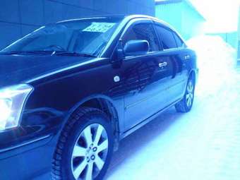 2004 Toyota Premio Pictures