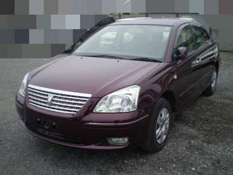 2004 Toyota Premio Pictures