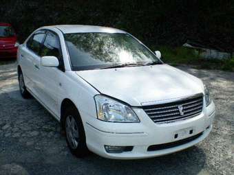 2004 Toyota Premio Pictures