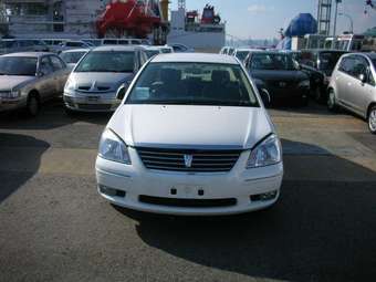 2004 Toyota Premio Pictures