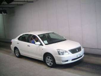 2004 Toyota Premio Pictures