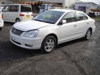 2004 Toyota Premio Pictures