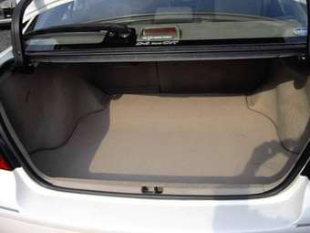 2004 Toyota Premio Pics