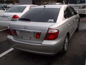 2004 Toyota Premio Pictures