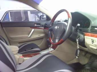 2004 Toyota Premio Photos