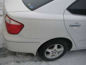 2004 Toyota Premio Pictures