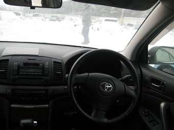 2004 Toyota Premio Photos