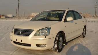 2004 Toyota Premio Pictures