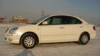 2004 Toyota Premio Photos