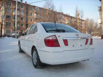 2004 Toyota Premio Pics