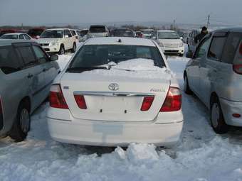 2004 Toyota Premio Images