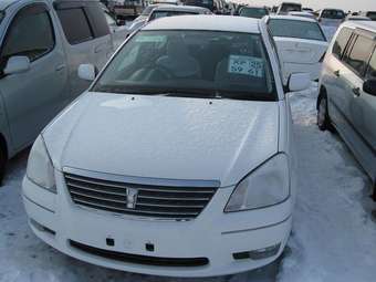 2004 Toyota Premio Pictures