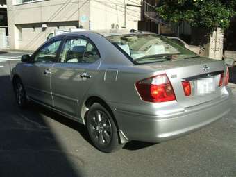 2004 Toyota Premio Pics