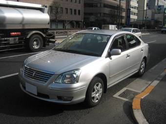 2004 Toyota Premio Photos