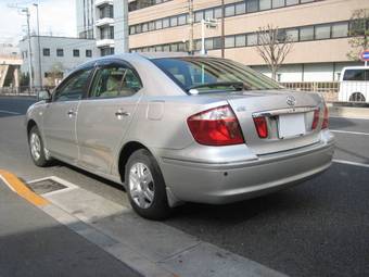 2004 Toyota Premio Photos